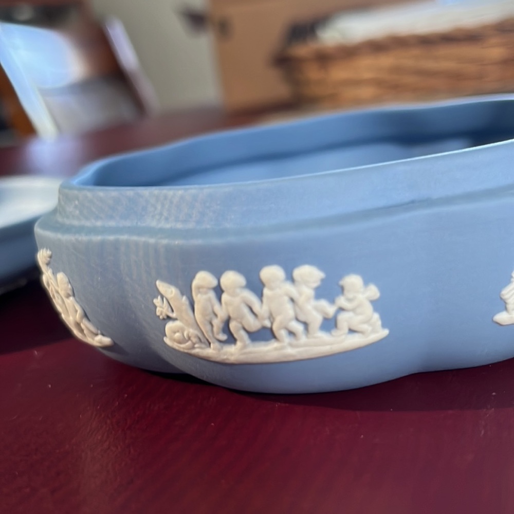 Vintage Wedgwood Jasperware - Picture 9 of 11